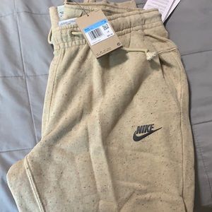 Nike joggers